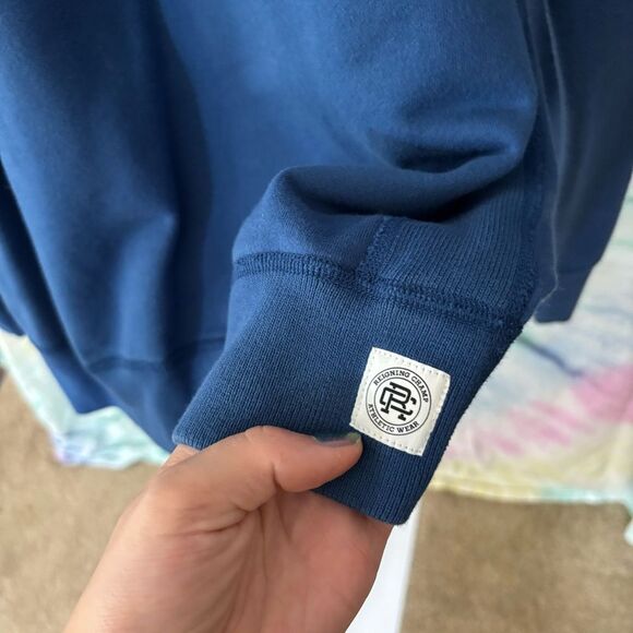 REIGNING CHAMP mens medium Blue Crewneck Sweatshirt midweight terry - Picture 8 of 9